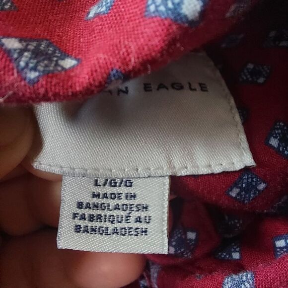 American Eagle Outfitters Red Patterned Casual Button Down Shirt - Picture 10 of 14